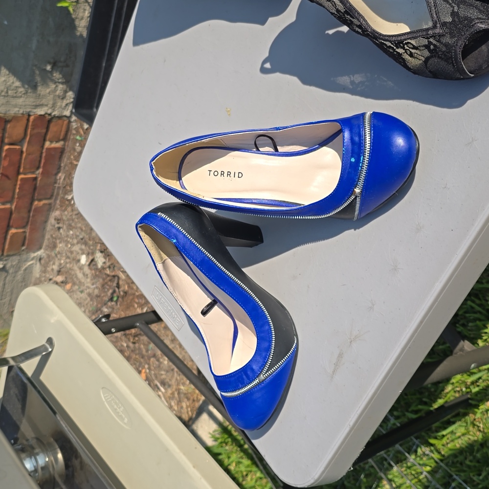 3in Blue Zipper Design Heels